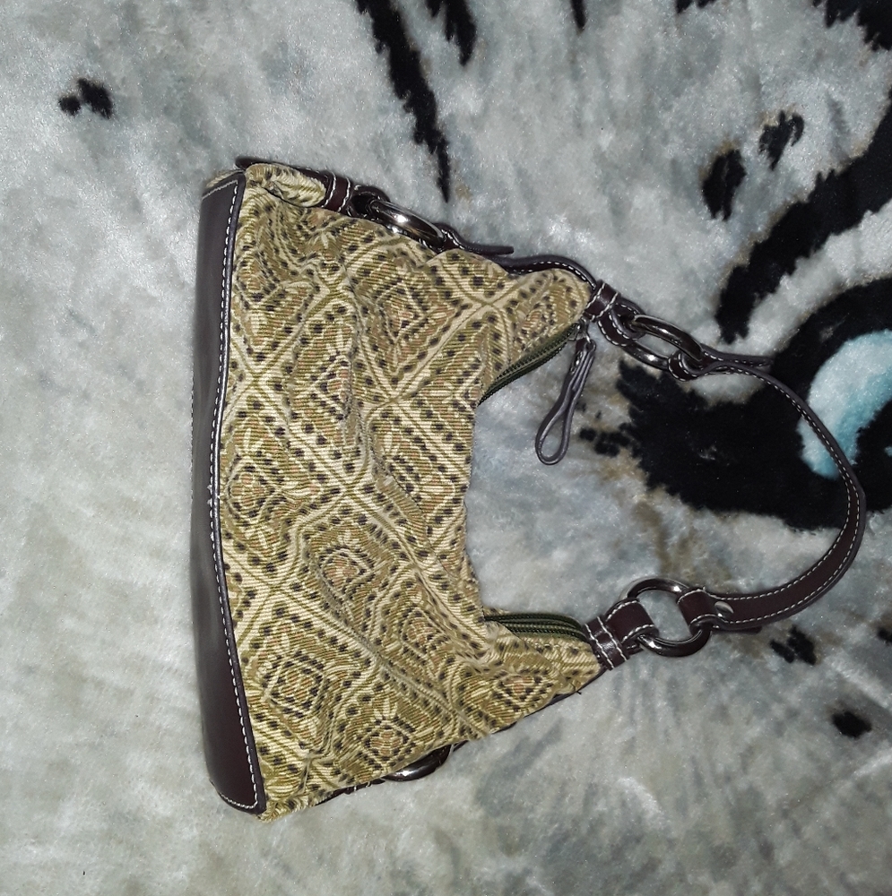 Tommy Hilfiger purse